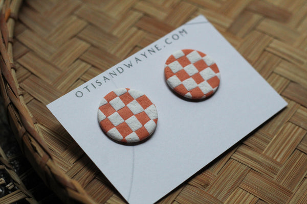 LARGE CHECKER STUD