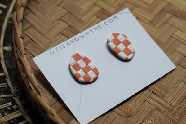 ORGANIC CHECKER STUD