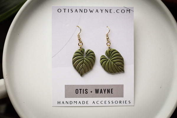LEAFY LOVE