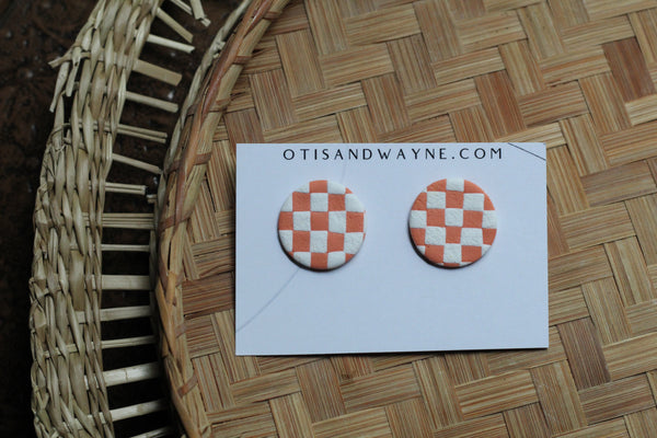 LARGE CHECKER STUD