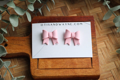 BIG PINK BOWS