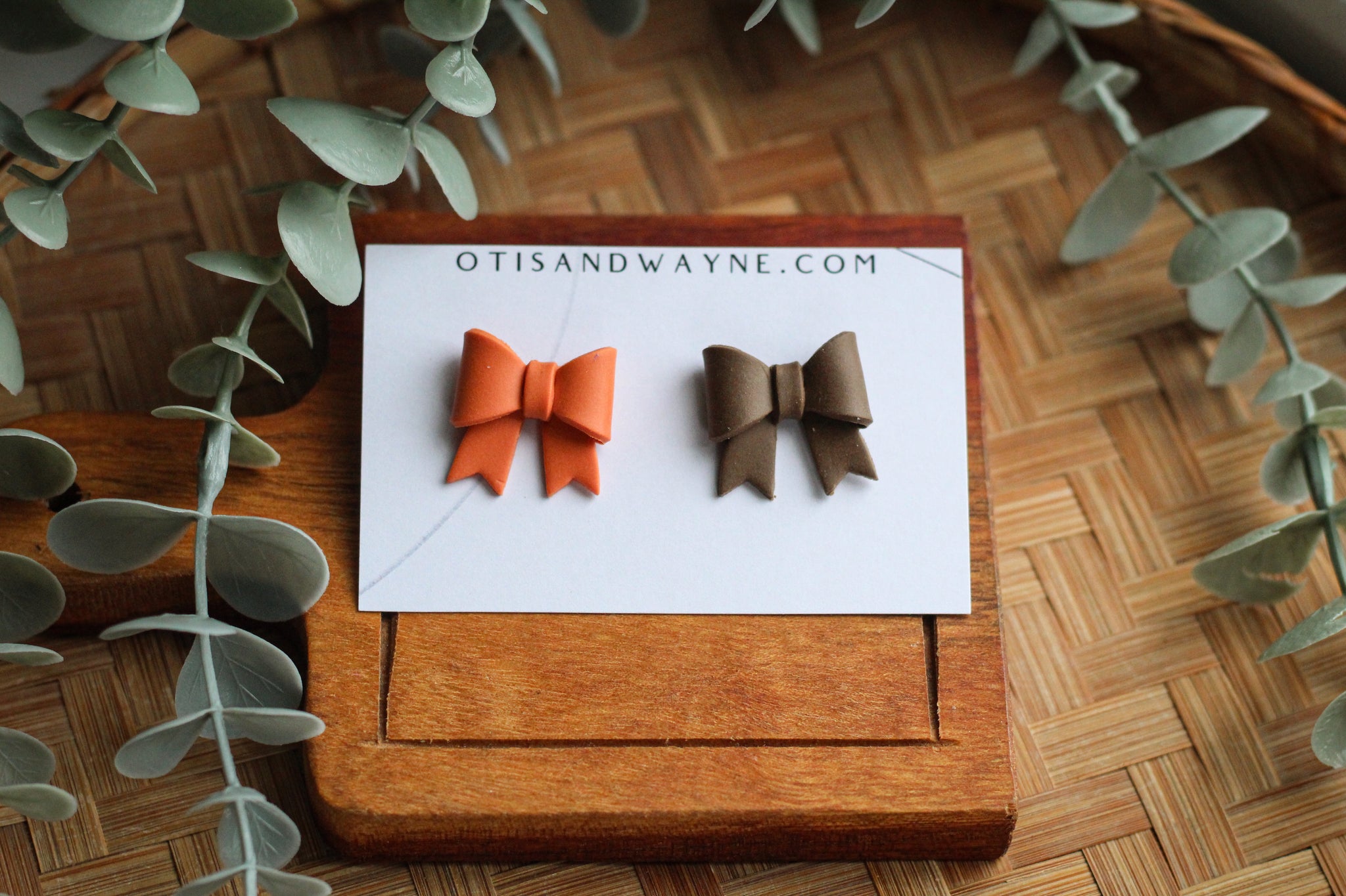 BROWN AND ORANGE BOWS