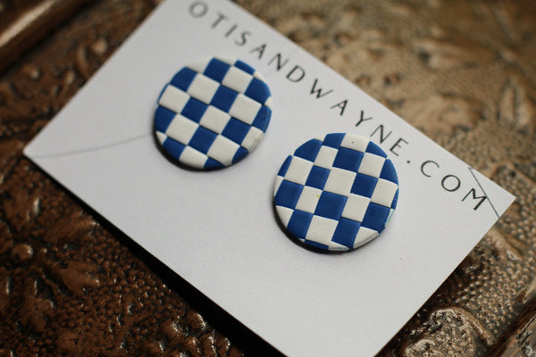 LARGE BLUE CHECKER