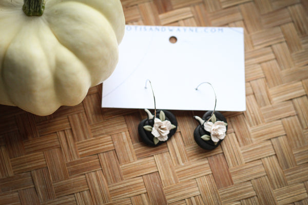 BLACK PUMPKIN HOOP