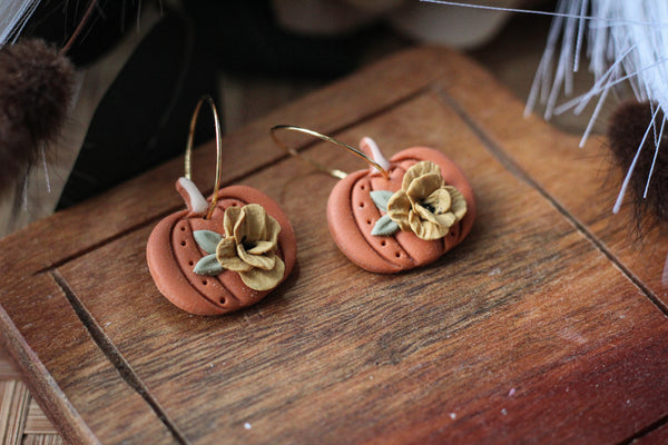 ORANGE PUMPKIN HOOP