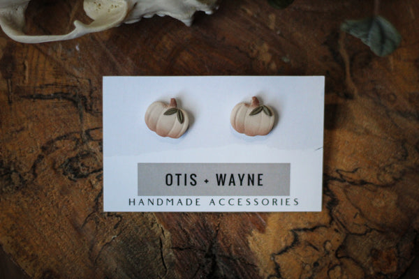 PUMPKIN STUD