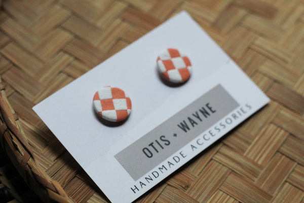 REGULAR CHECKER STUD